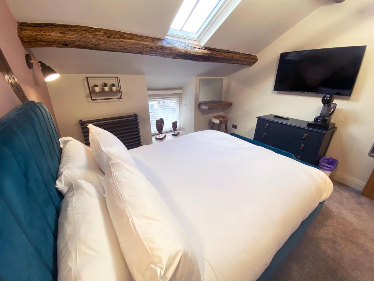 Bed and Breakfast The Hive At Poppi-Red Hawkshead Zewnętrze zdjęcie