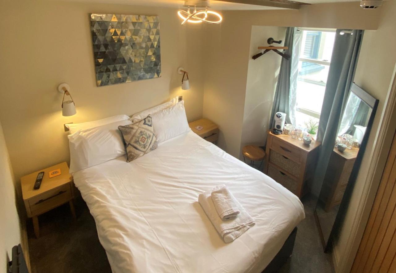 Bed and Breakfast The Hive At Poppi-Red Hawkshead Zewnętrze zdjęcie